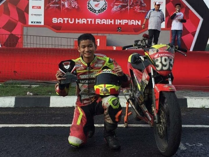 Pembalap MotoGP Muda Dari Purworejo Fadillah Arbi