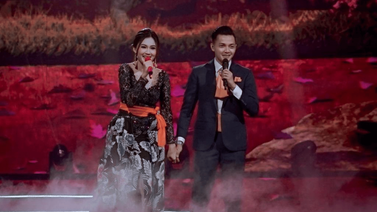 Nella Kharisma dan Dory Harsa