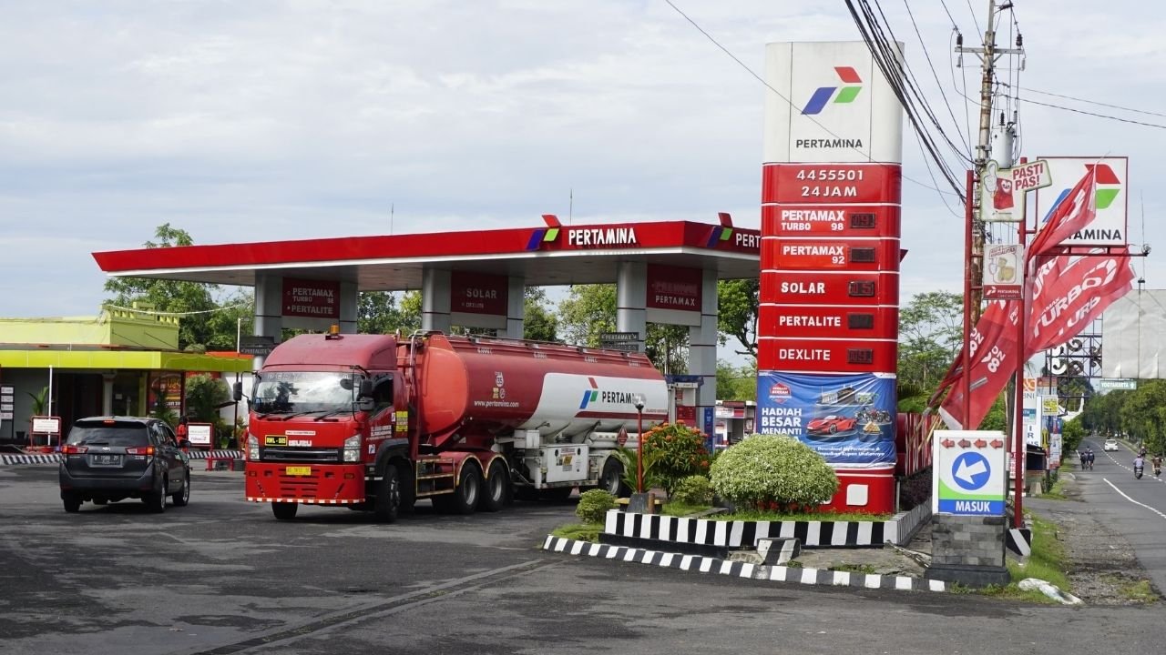 Benarkah Pertamina Akan Hentikan Penjualan Premium Dan Pertalite ...